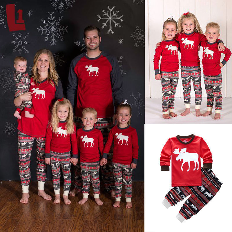 Christmas kiss print family pajamas