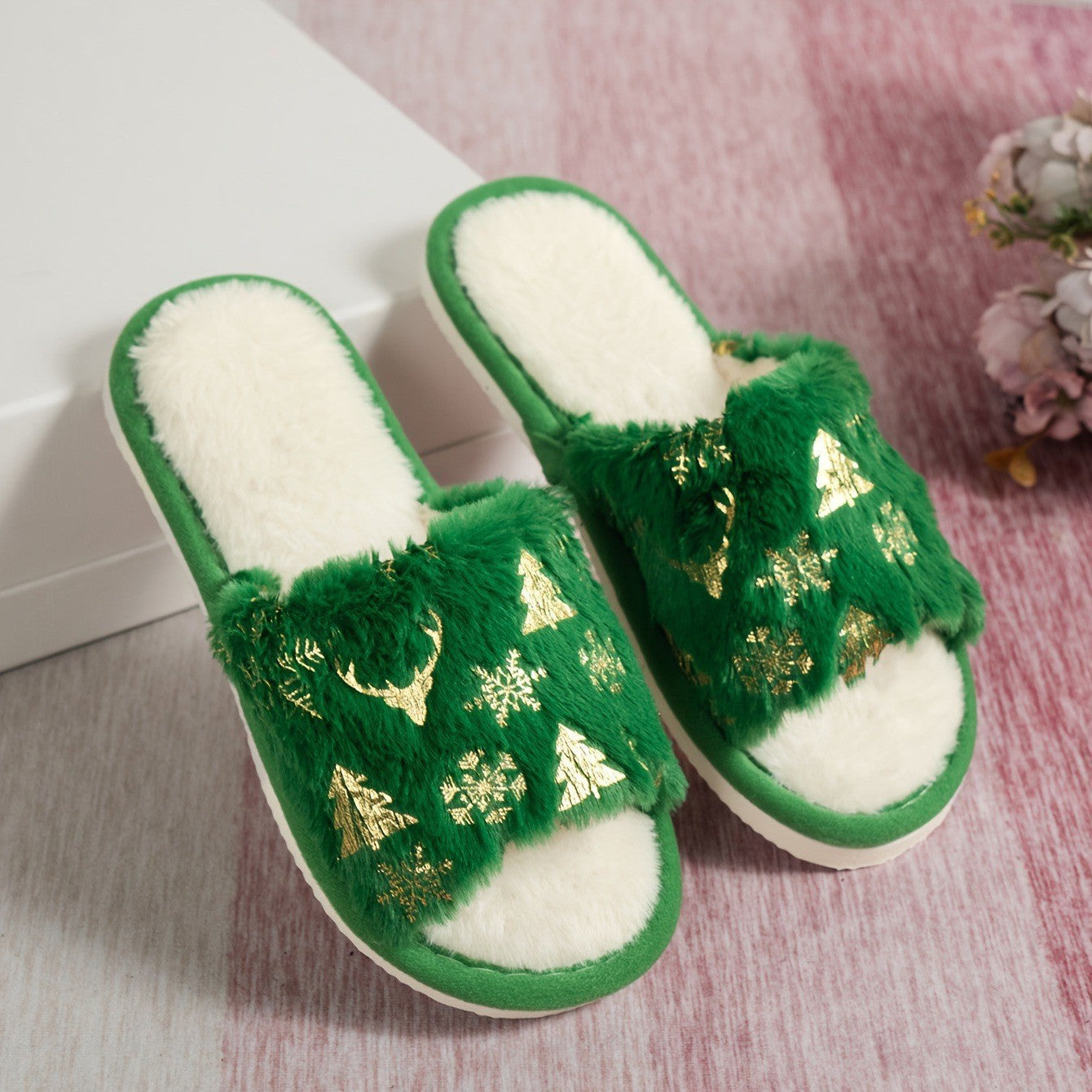 Christmas Plush Closed Toe Open Toe Cotton Slippers